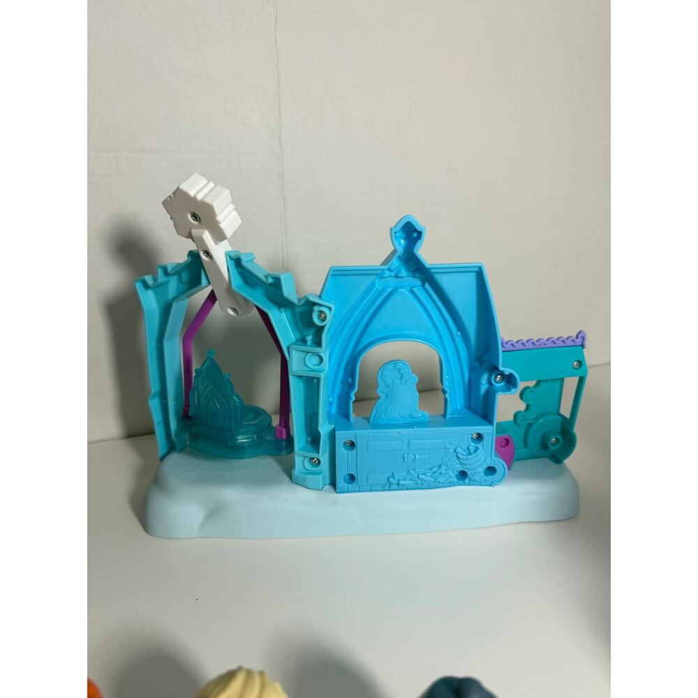 Fisher Price Little People Frozen Playset and Figures Disney - Picture 5 of 10